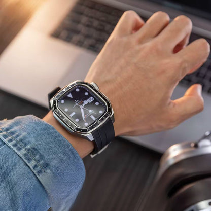 Luxury Apple Watch Case – Inspired by Iconic Rolex Design